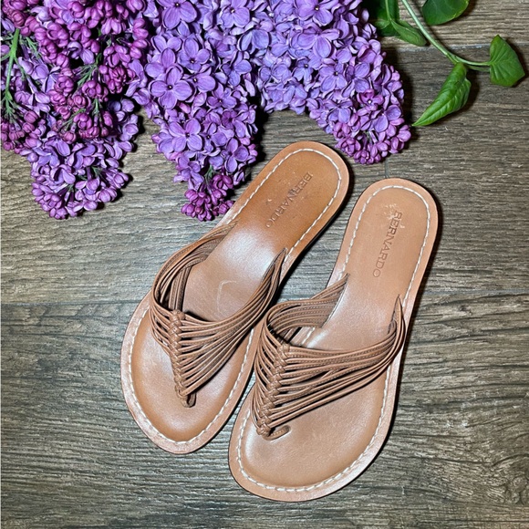 Bernardo Talia Sandals - Picture 4 of 9